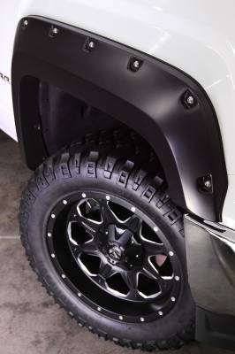 Bushwacker - Bushwacker 20111-02 Max Coverage Pocket Style Fender Flares