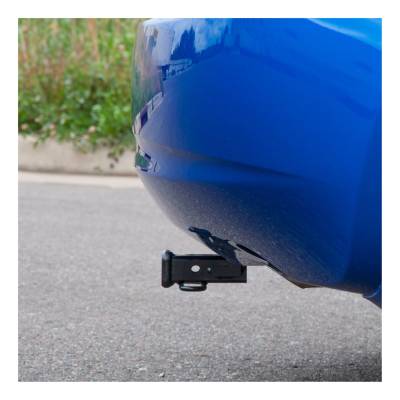 CURT - CURT 11378 Class I 1.25 in. Receiver Hitch - Image 3