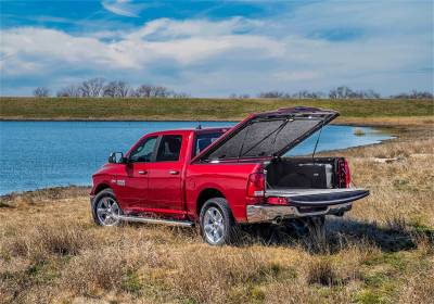 UnderCover - UnderCover UC3118L-LAU Elite LX Tonneau Cover - Image 3