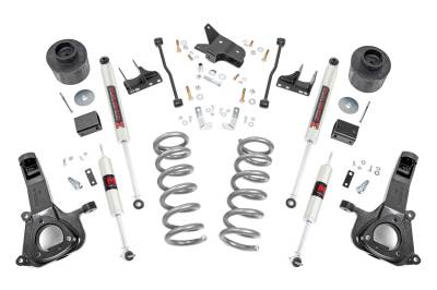 Rough Country 30840 Suspension Lift Kit w/Shocks